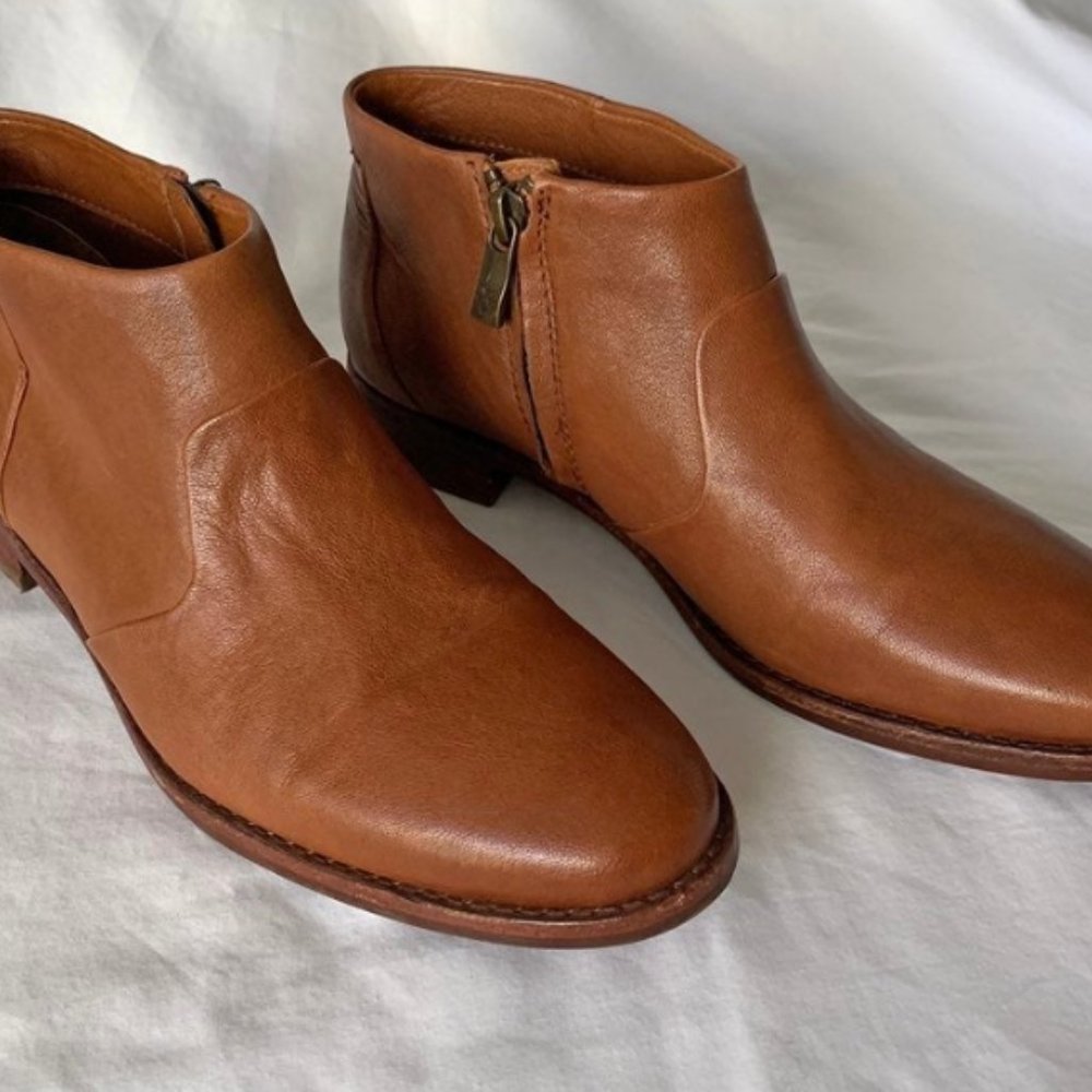 Patricia Nash Leather Carla Ankle Booties In Tan(Brown)